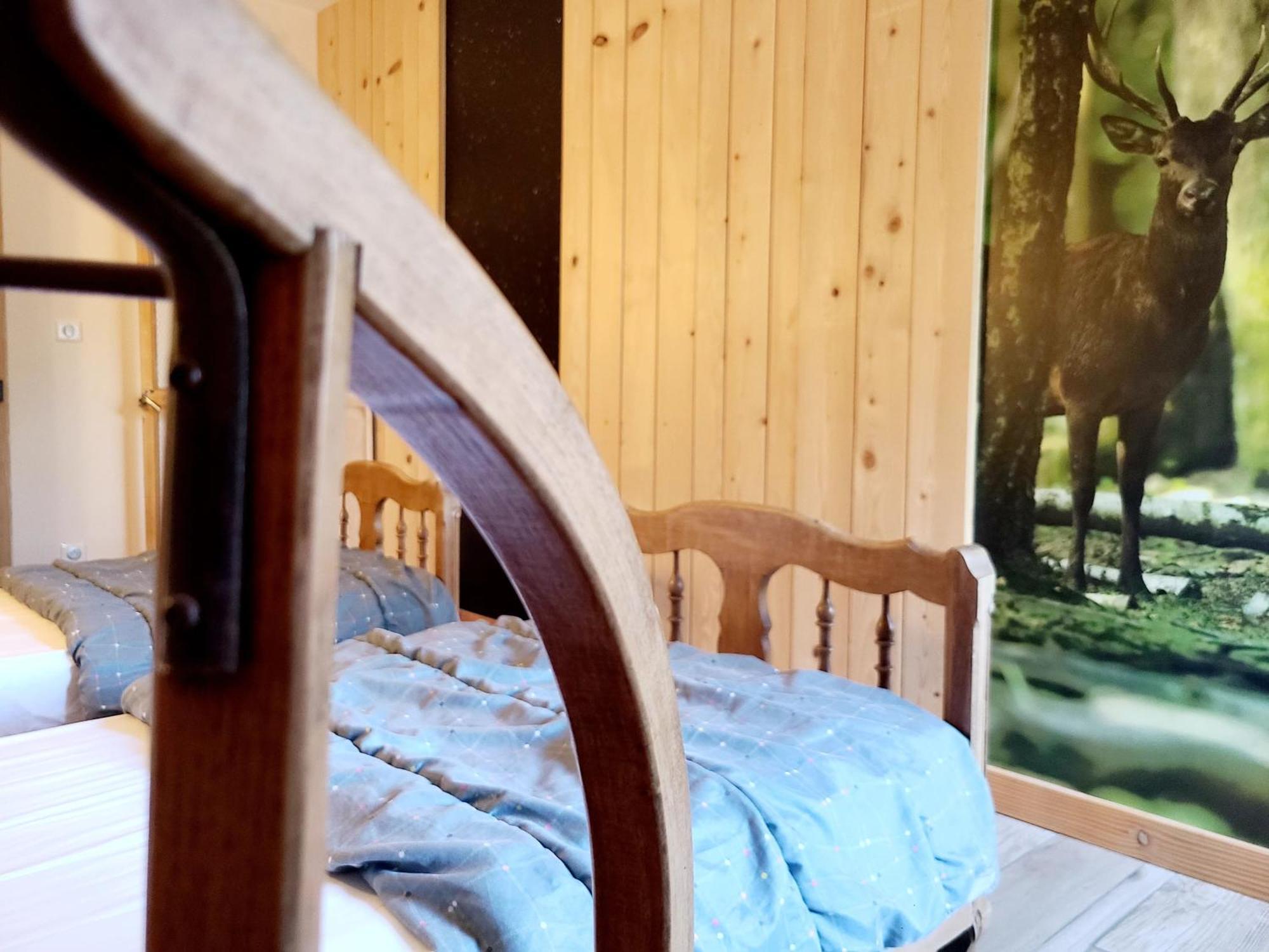 Gites La Boletiere Saint-Étienne-du-Valdonnez Oda fotoğraf